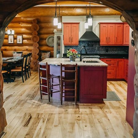 The Lodge At Lakeshore Belle River Экстерьер фото